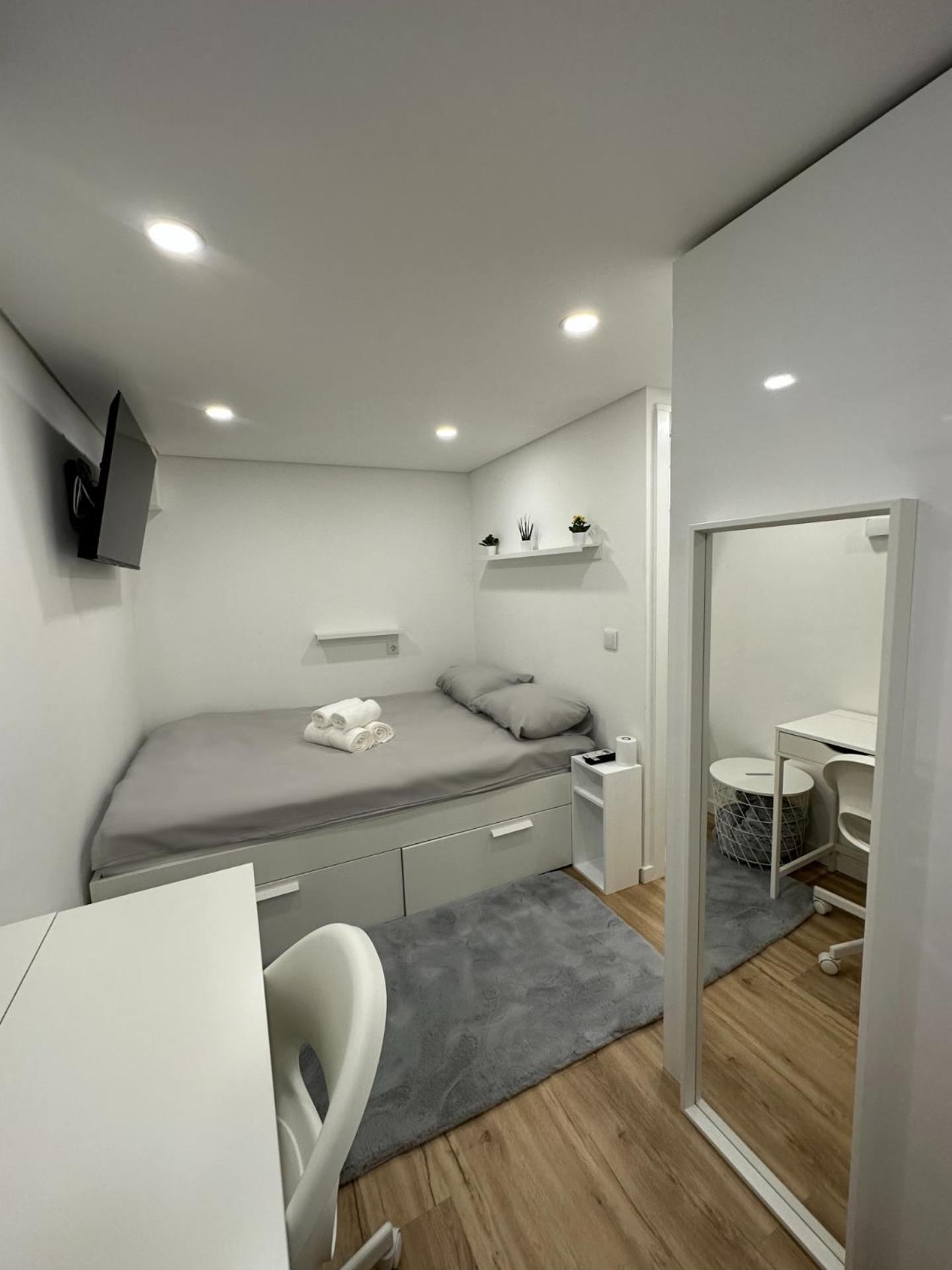 Estudio Novo - Fantastico T0 Porto Exterior photo