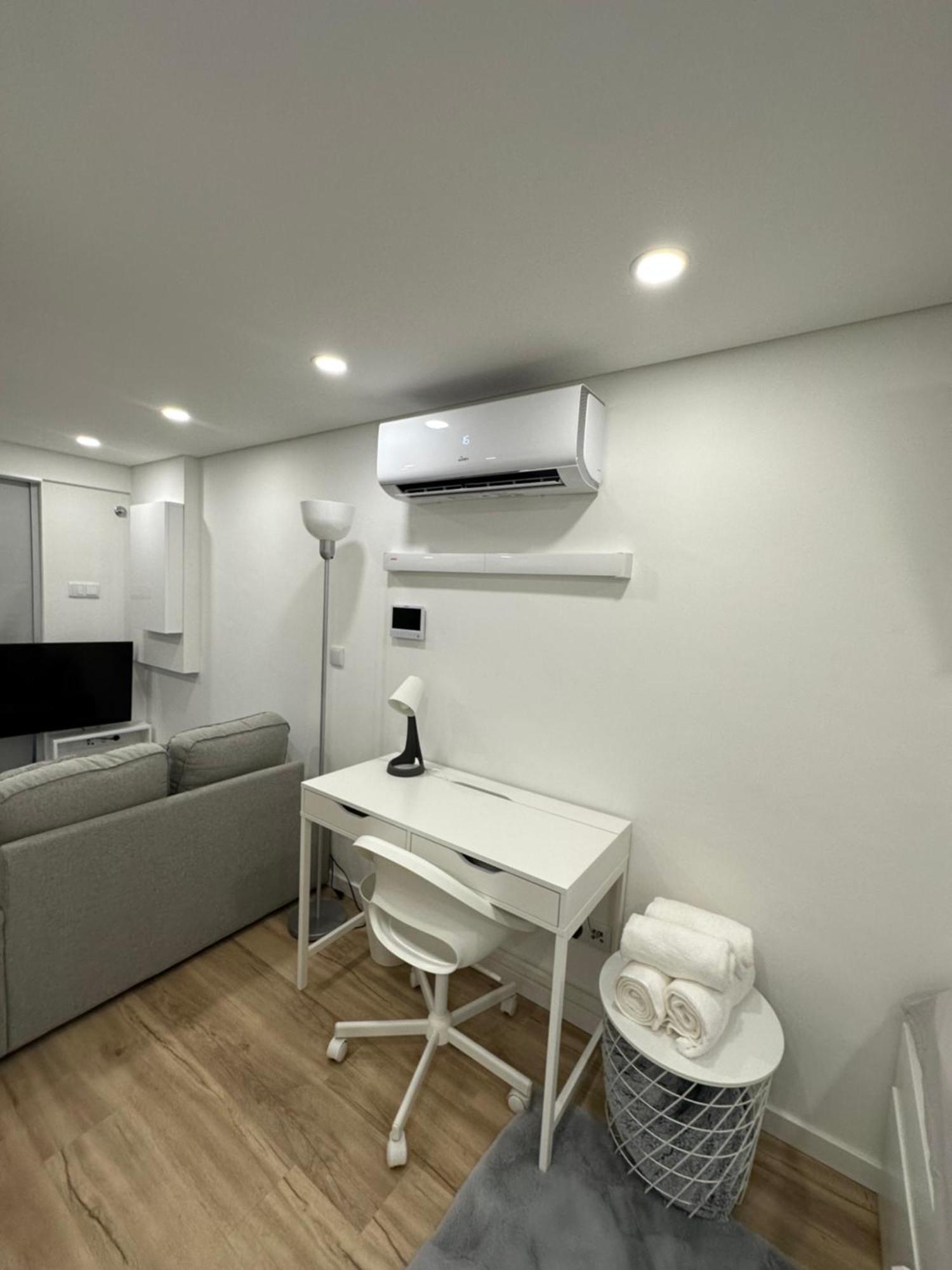 Estudio Novo - Fantastico T0 Porto Exterior photo