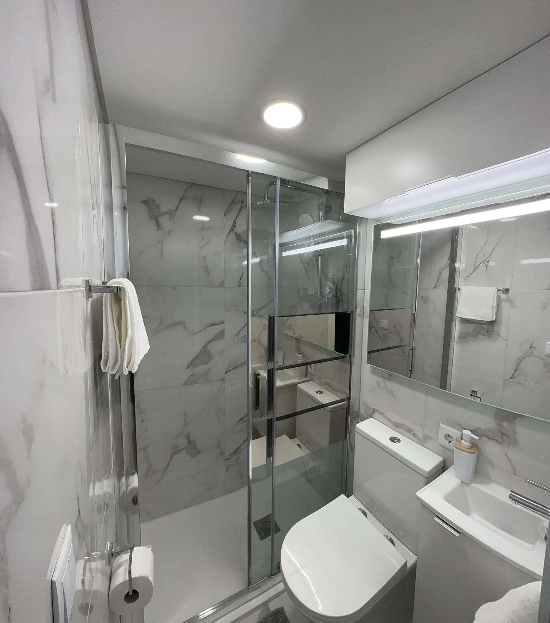 Estudio Novo - Fantastico T0 Porto Exterior photo