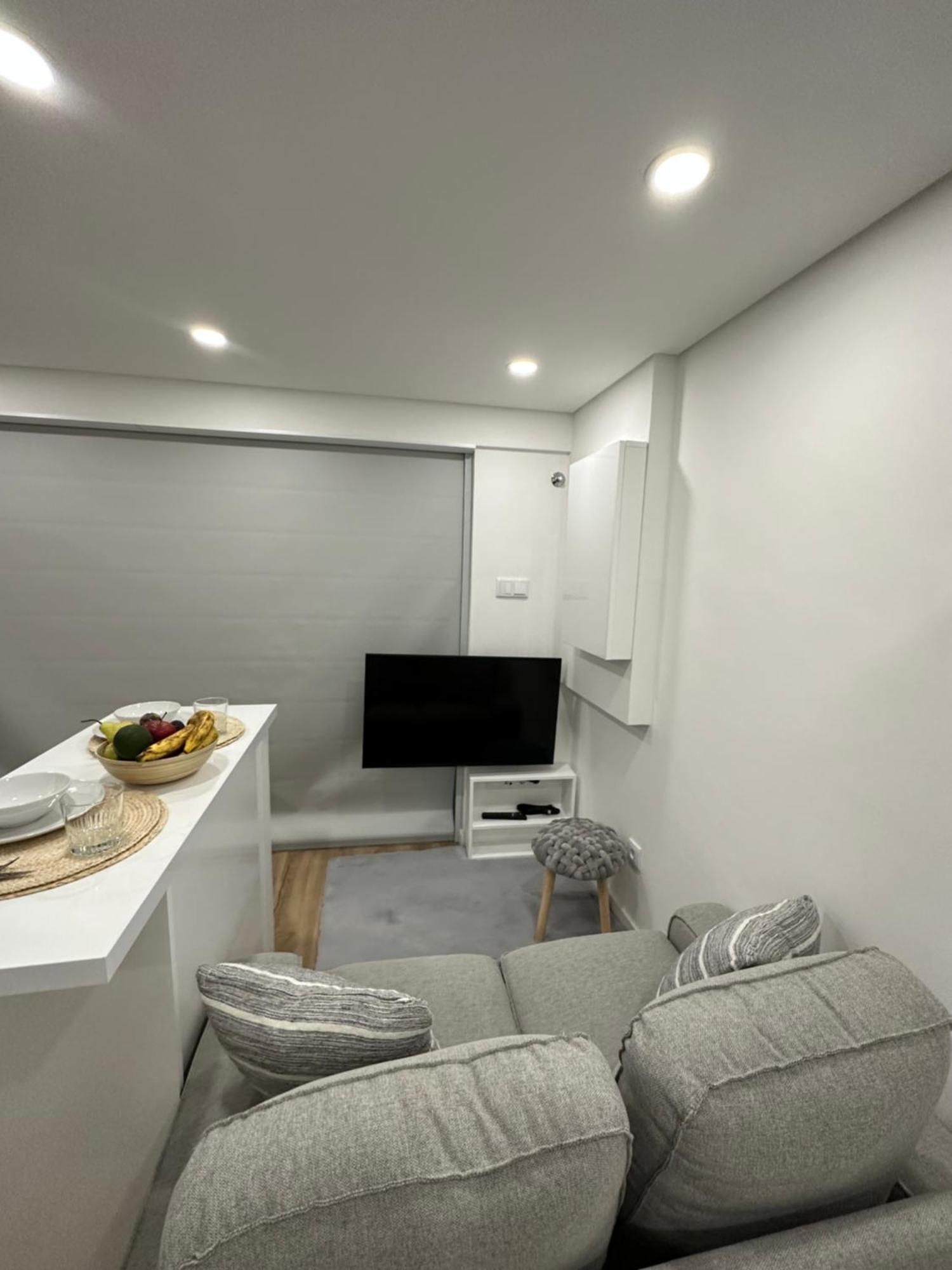 Estudio Novo - Fantastico T0 Porto Exterior photo
