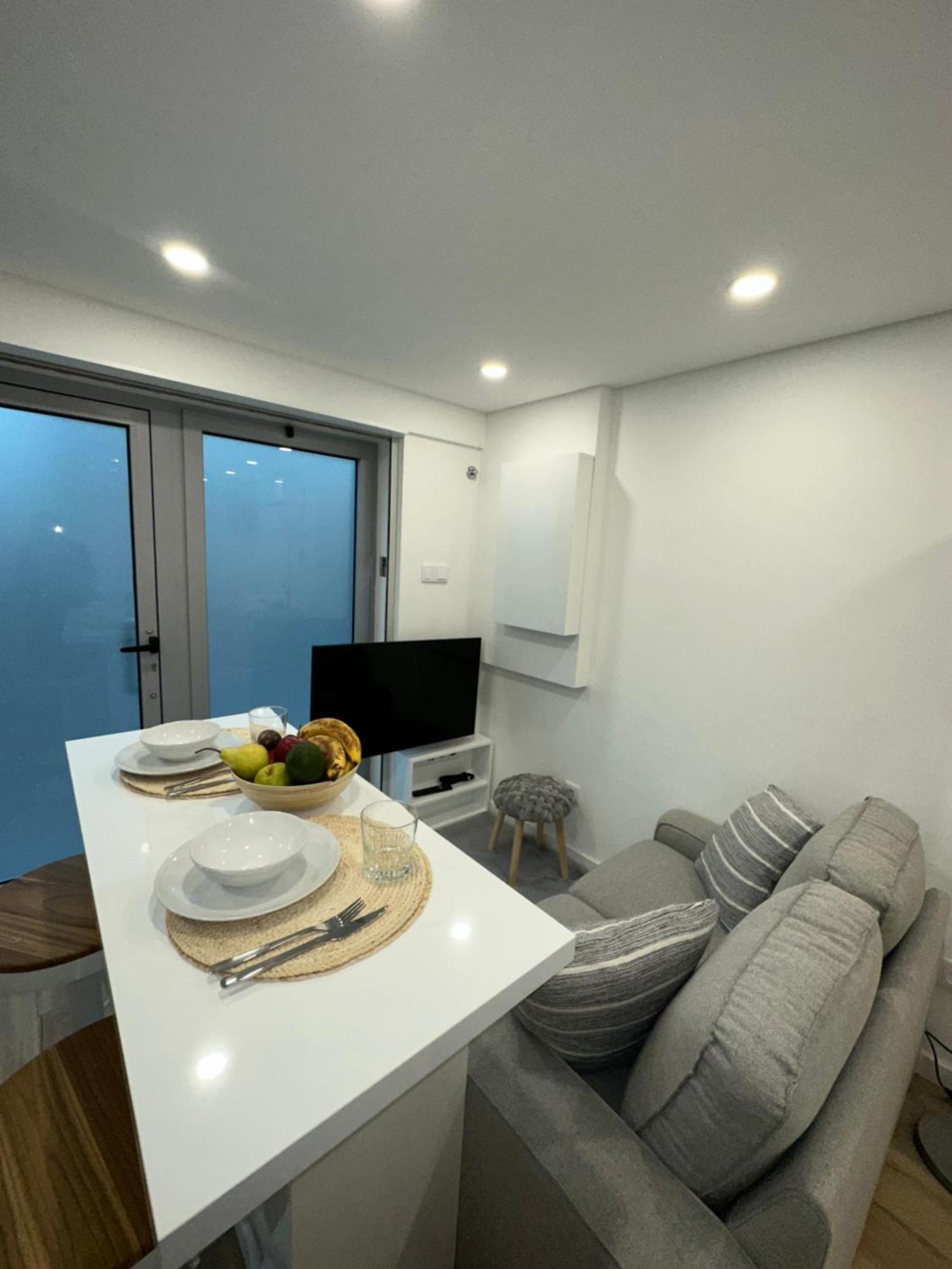 Estudio Novo - Fantastico T0 Porto Exterior photo